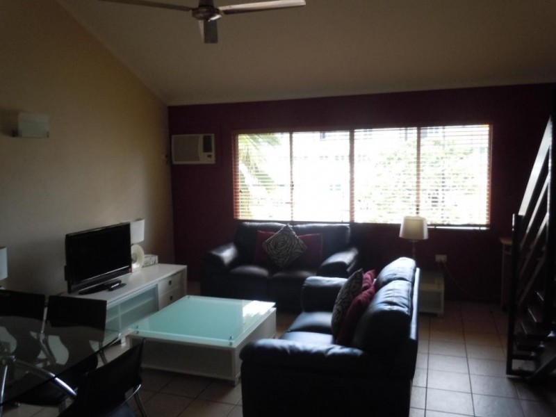 23/239 Lake Street, Cairns North QLD 4870