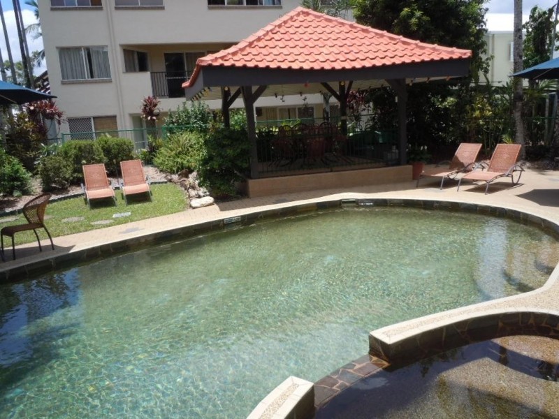 23/239 Lake Street, Cairns North QLD 4870