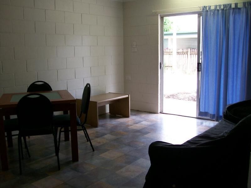 4/50 Alfred Street, Manunda QLD 4870