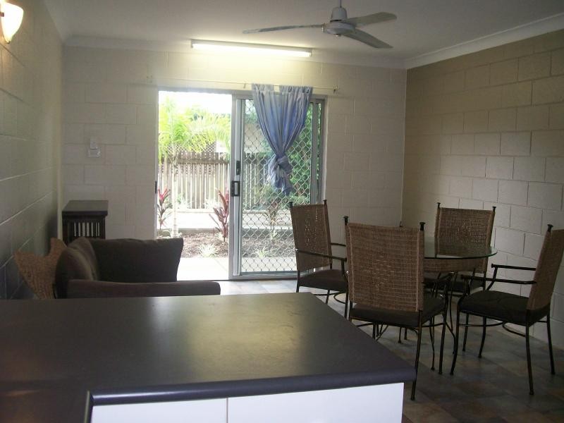 1 50 Alfred Street, Manunda QLD 4870