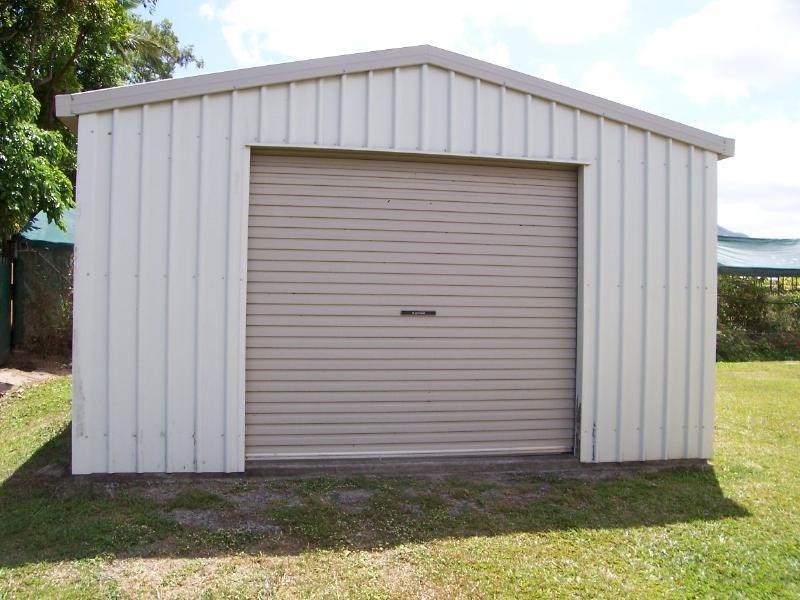 18 Arizona Crescent, White Rock QLD 4868