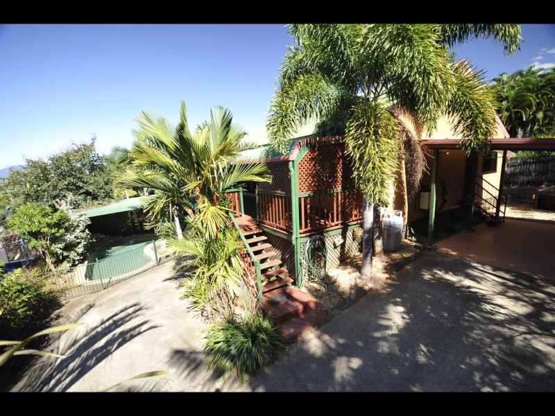 4 Ascendant Close, Bentley Park QLD 4869