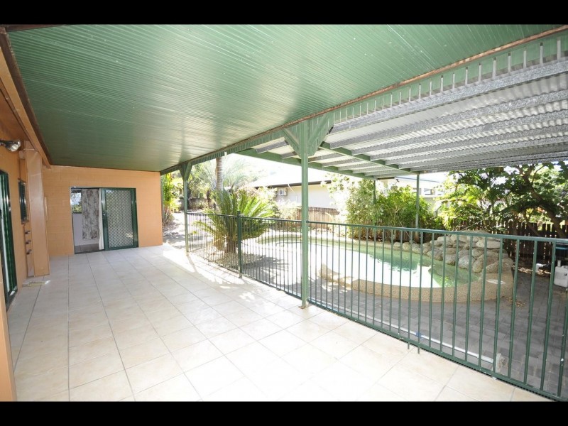 4 Ascendant Close, Bentley Park QLD 4869