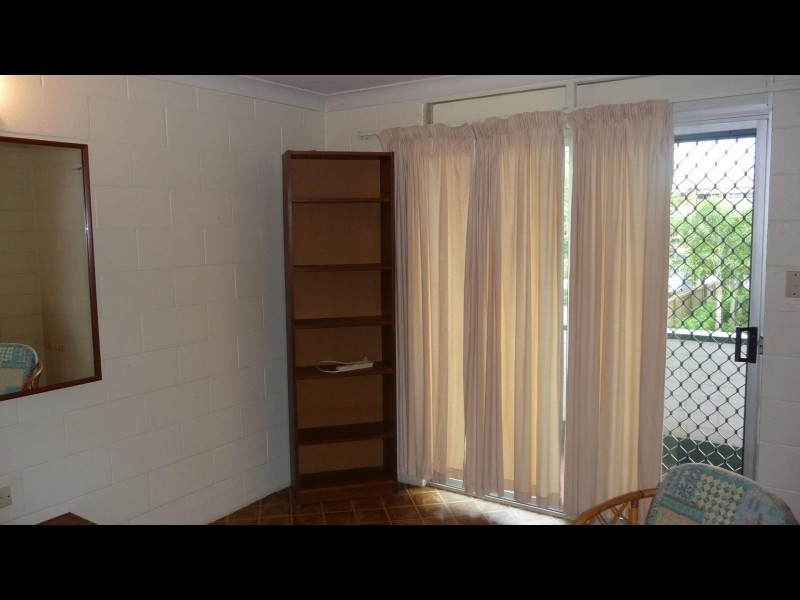 2/207 Abbott Street, Cairns QLD 4870