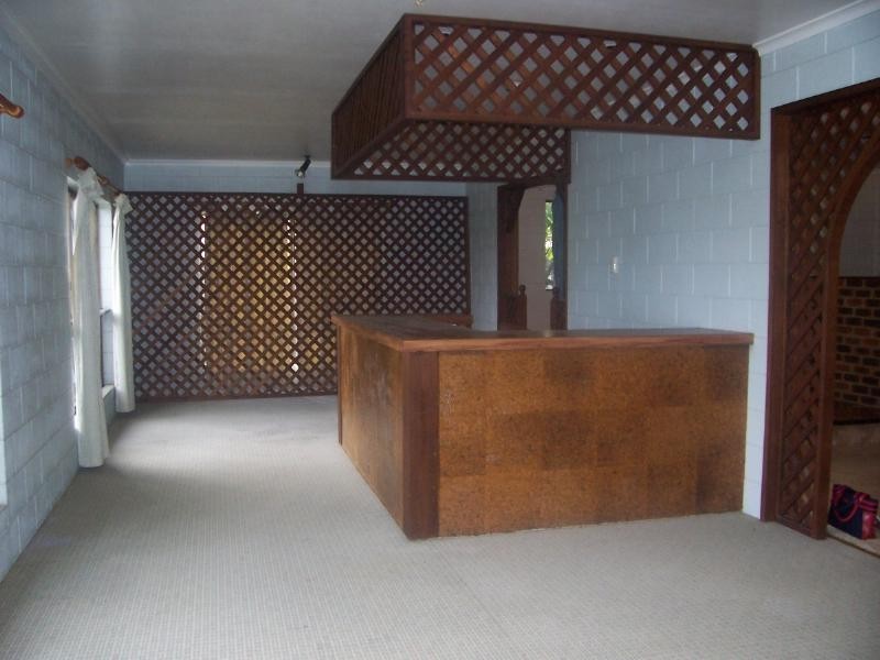 6 Bamboo Street, Holloways Beach QLD 4878