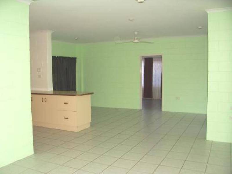 34 Boden Street, Edge Hill QLD 4870