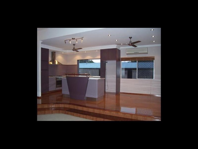 4 Carroo Street, Bayview Heights QLD 4868