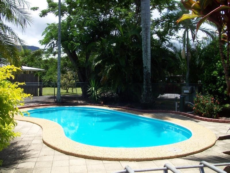 13/9 Cavanagh Street, Woree QLD 4868