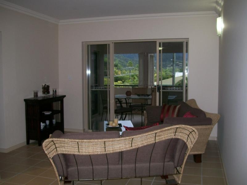 312/2-8 Centenary Close, Manoora QLD 4870