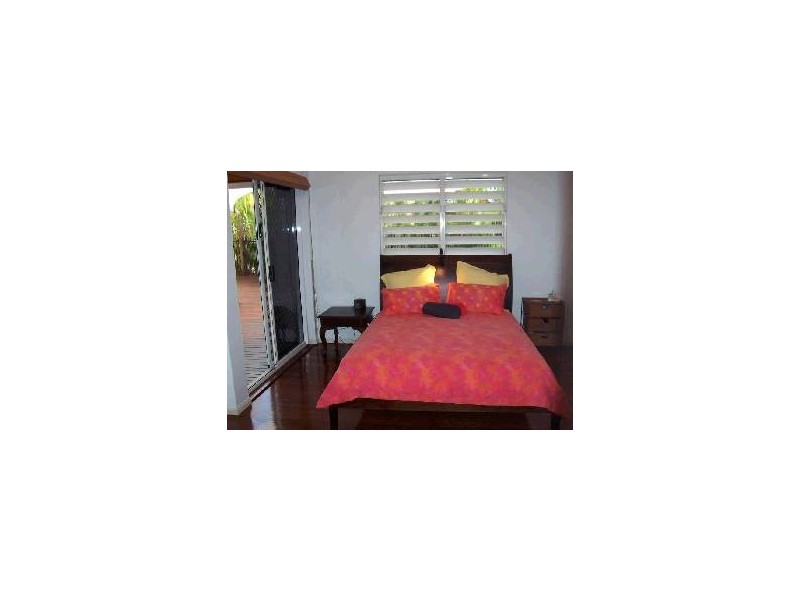 39 Clifton Road, Clifton Beach QLD 4879
