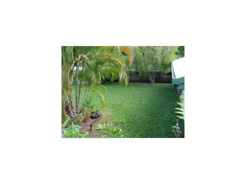 1 Dungarvan Drive, Brinsmead QLD 4870