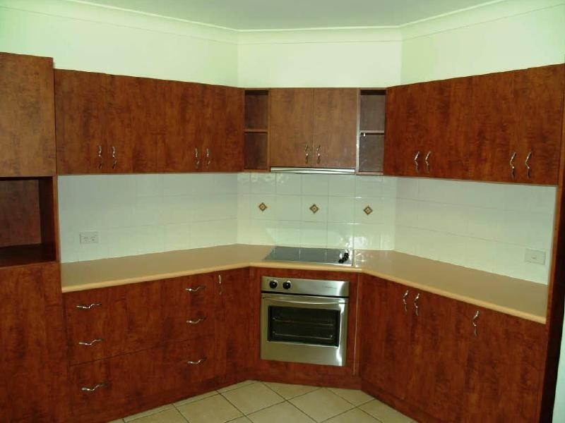 162 Gamburra Drive, Redlynch QLD 4870