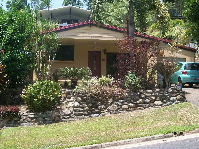 17 Granite Close, Brinsmead QLD 4870