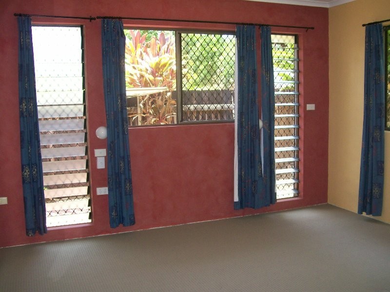 17 Granite Close, Brinsmead QLD 4870