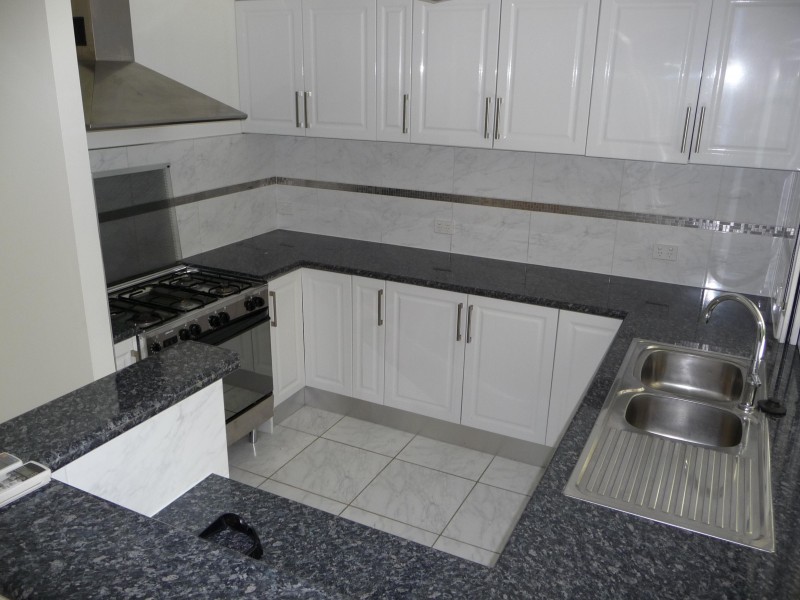 176 Greenslopes Street, Edge Hill QLD 4870