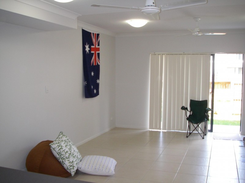 26/40 Intake Road, Redlynch QLD 4870