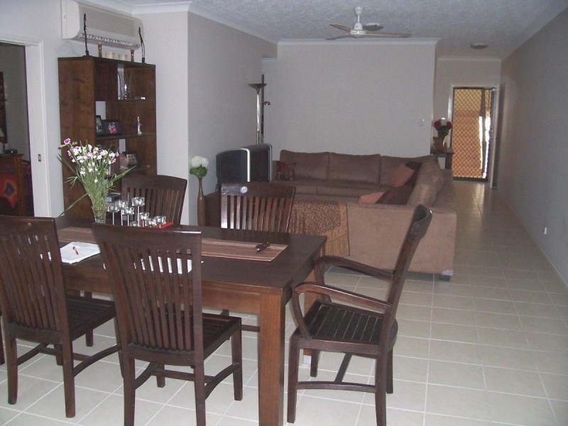 13/58 Intake Road, Redlynch QLD 4870