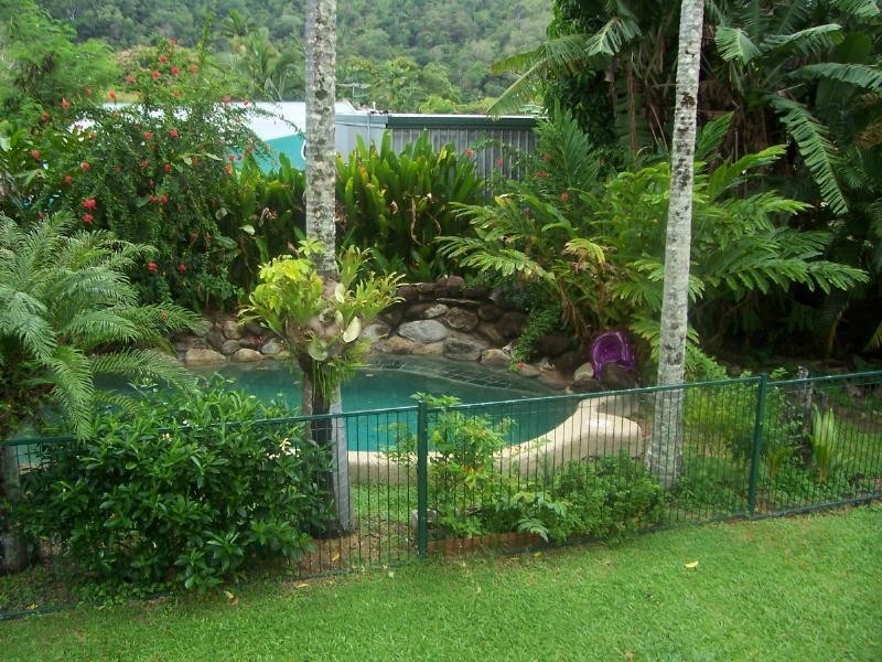 93 Kamerunga Road, Stratford QLD 4870