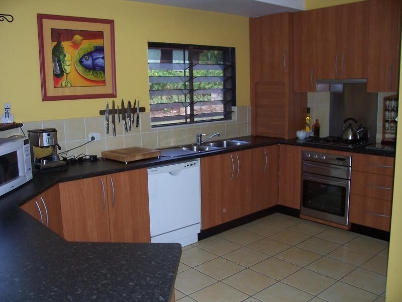 1 Kieta Close, Trinity Beach QLD 4879
