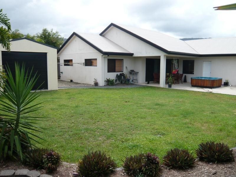 8 Warana Close, Kewarra Beach QLD 4879