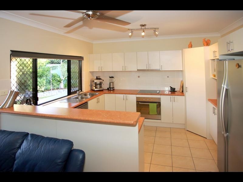 17 Cable Close, Kewarra Beach QLD 4879