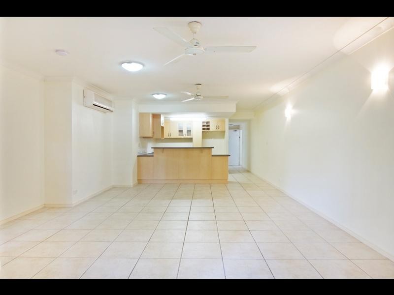 1/69 Grove Street, Parramatta Park QLD 4870