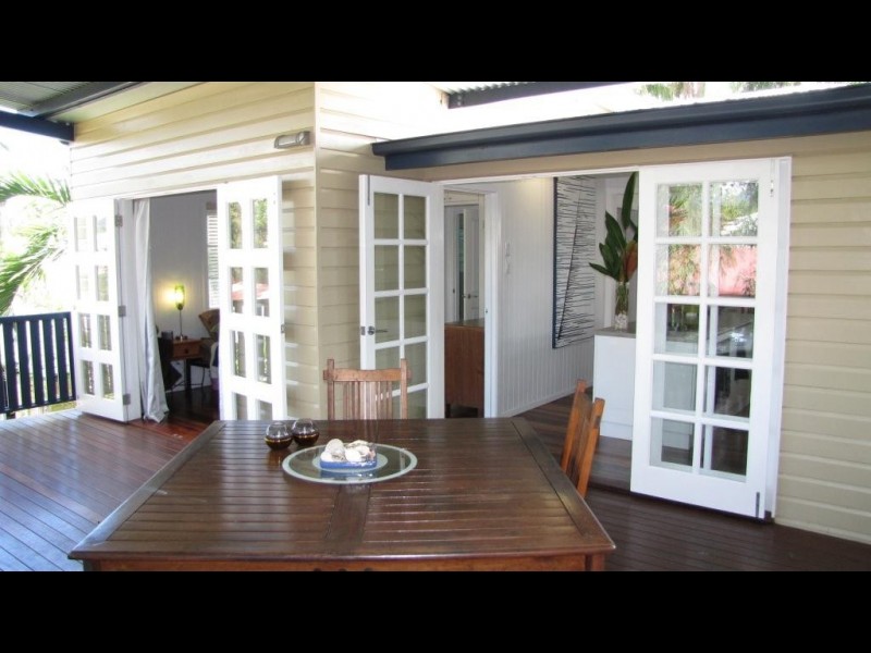 5 Cairns Street, Cairns North QLD 4870