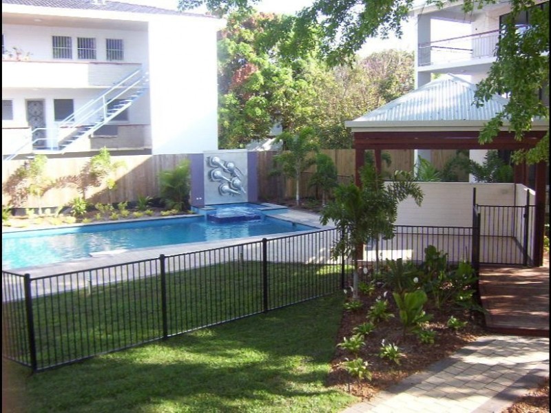 3/351 Lake Street, Cairns QLD 4870