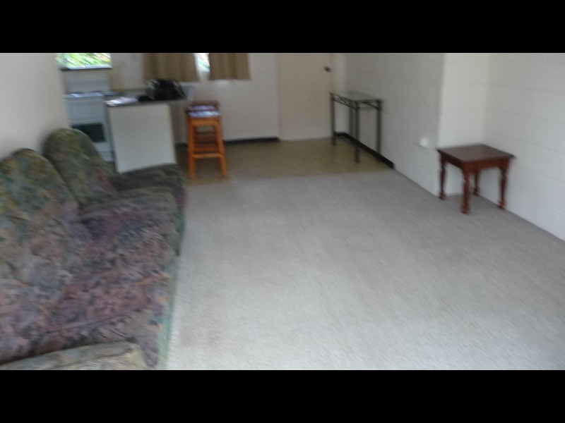 3/211 Lake Street, Cairns QLD 4870