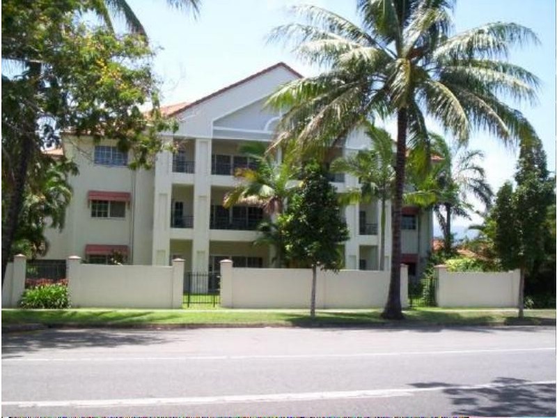 16/327 Lake Street, Cairns North QLD 4870