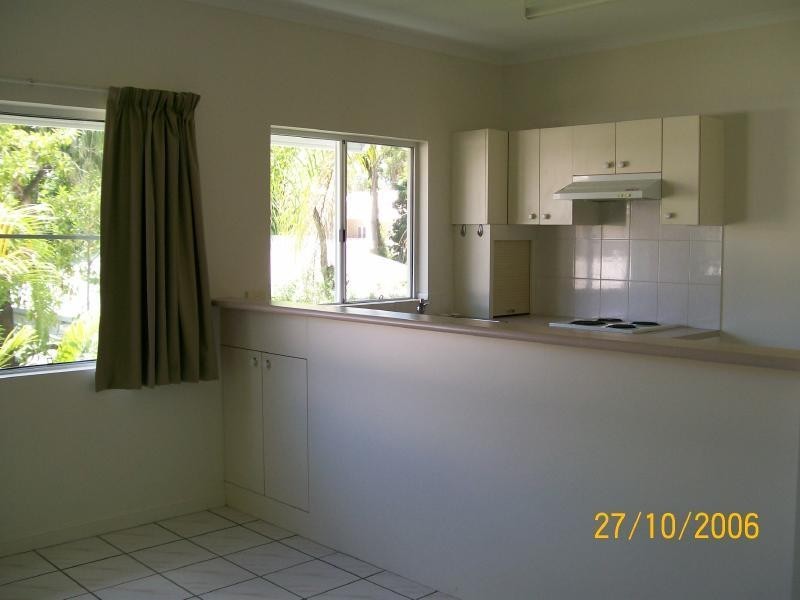 8/193 Mayers Street, Manoora QLD 4870