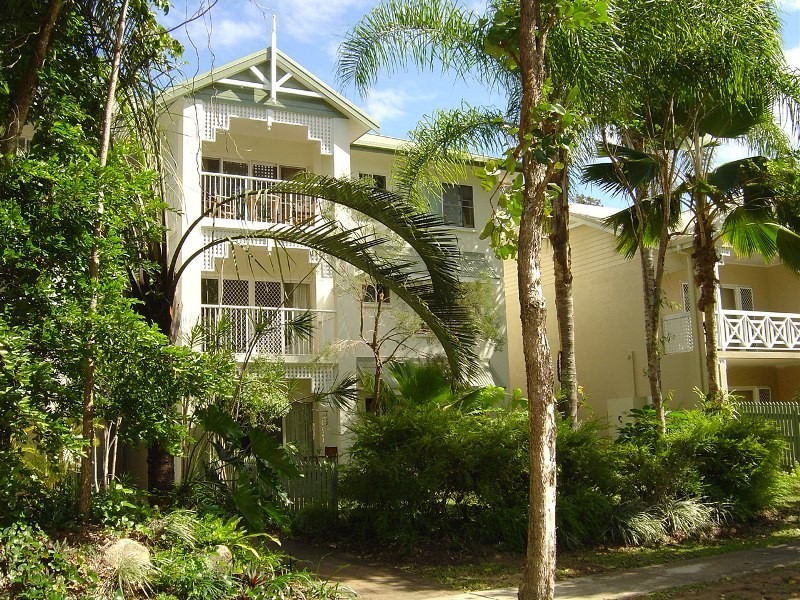 8/193 Mayers Street, Manoora QLD 4870