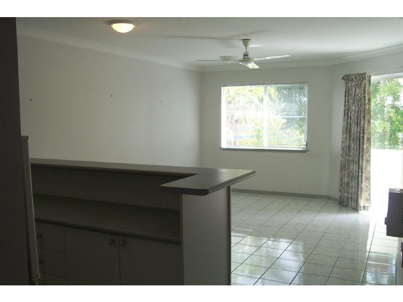 9 51 McCormack Street, Manunda QLD 4870