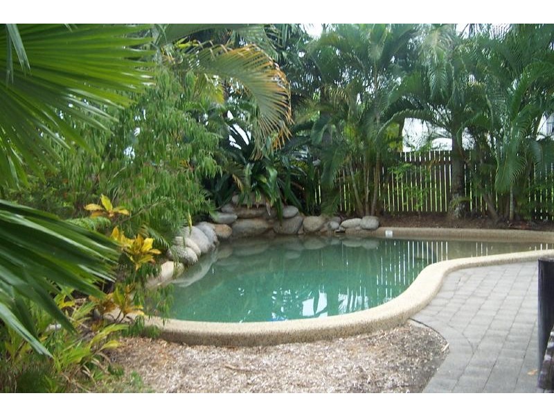 9 51 McCormack Street, Manunda QLD 4870