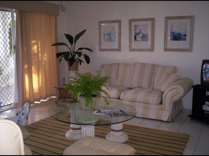 5/152 McLeod Street, Cairns North QLD 4870