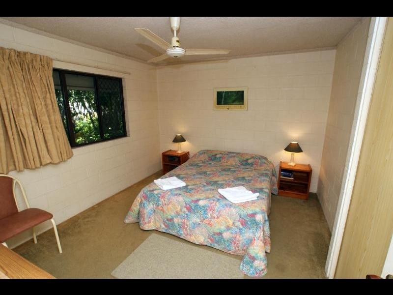 4/63-65 Moore Street, Trinity Beach QLD 4879