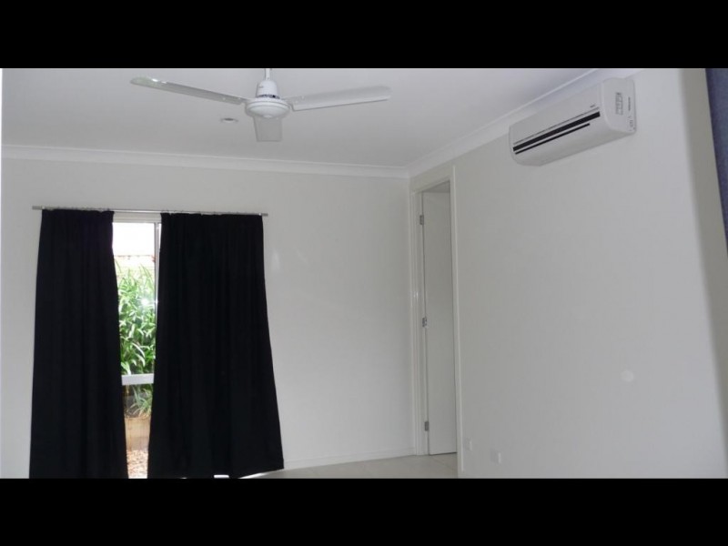 35 Muller Street, Palm Cove QLD 4879