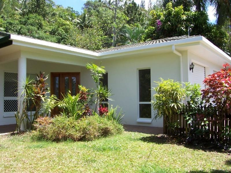 132 Nolan Street, Whitfield QLD 4870