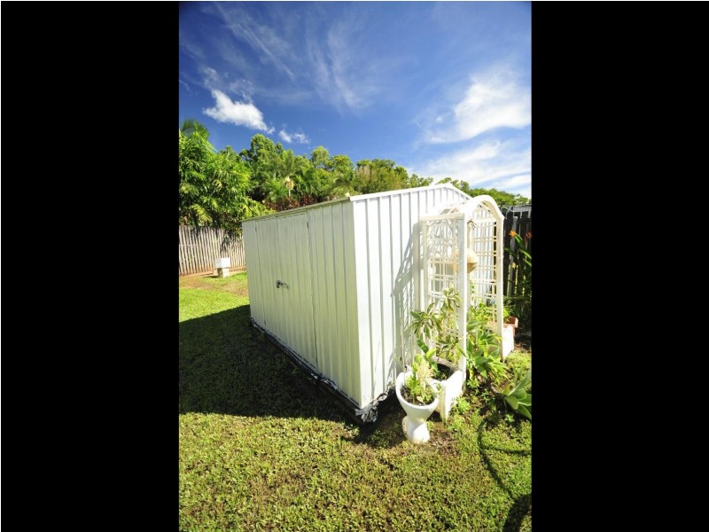 10 Cracknell Road, White Rock QLD 4868