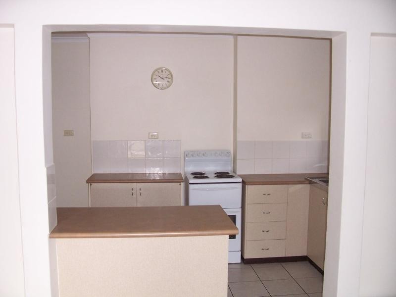 2/205 Abbott Street, Cairns QLD 4870