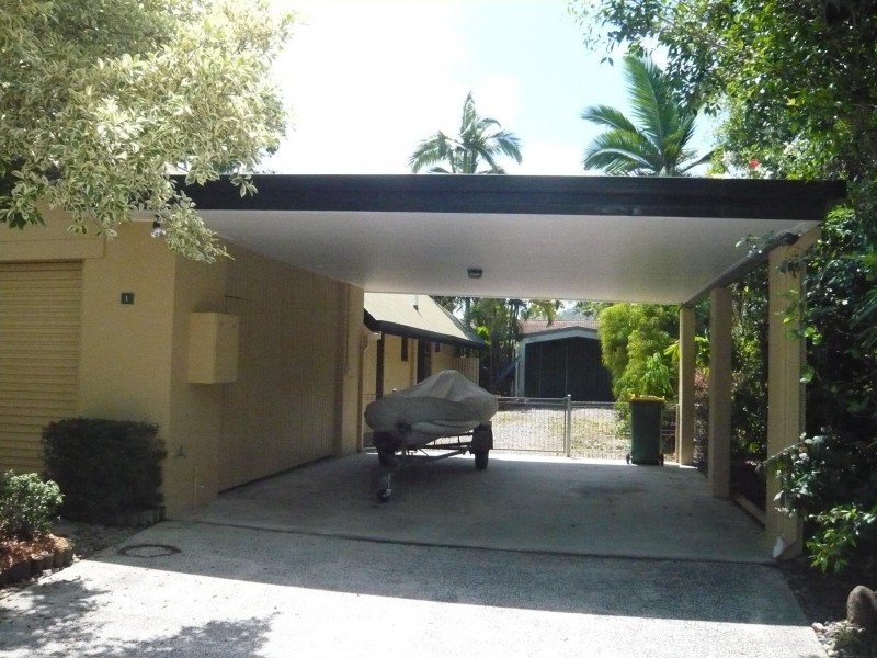 1 Albatross Street, Kewarra Beach QLD 4879