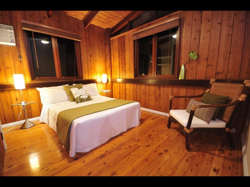 7 Barklya Street, Kamerunga QLD 4870