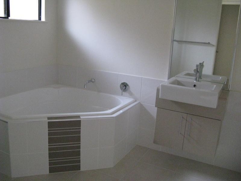 8 Barringtonia Street ‘Forest Gardens’, Mount Sheridan QLD 4868