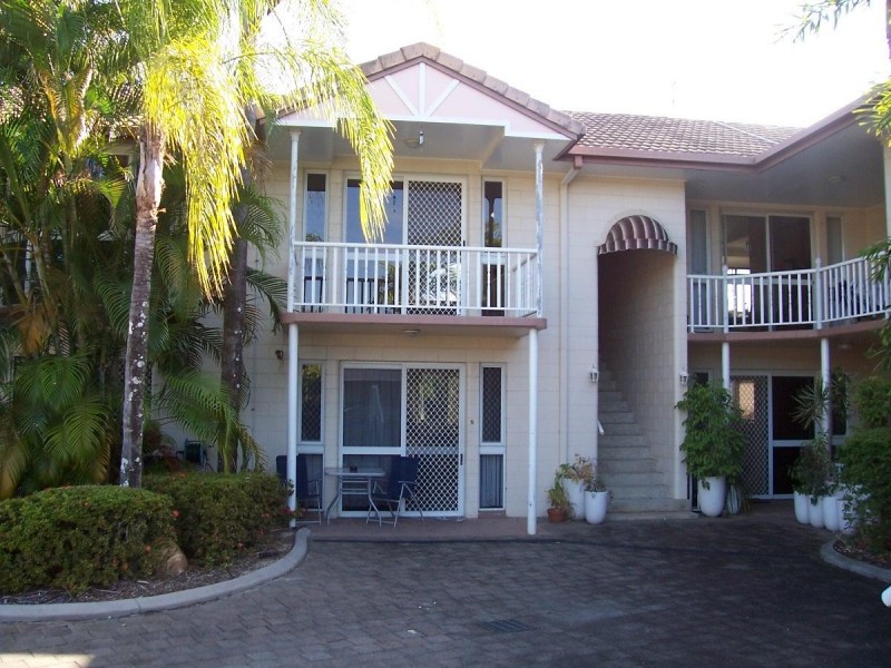 11/171-173 Buchan Street, Westcourt QLD 4870