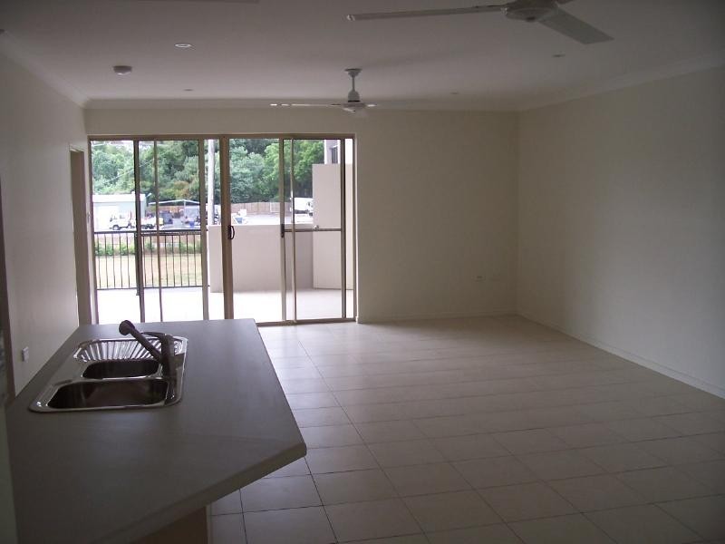 4/2 Cannon Street, Manunda QLD 4870