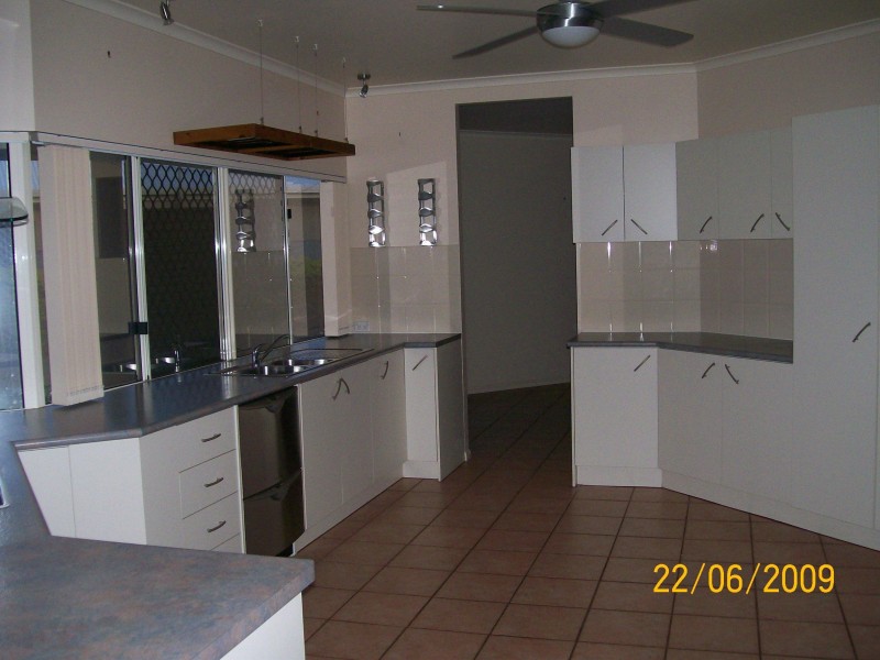 2 Cardamine Street, Kewarra Beach QLD 4879