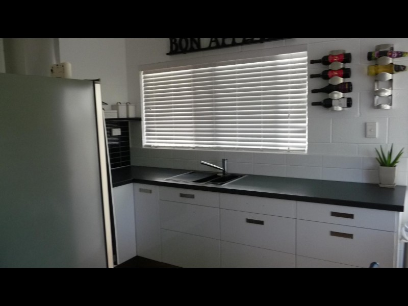 12A Chaplain Ave, Manunda QLD 4870