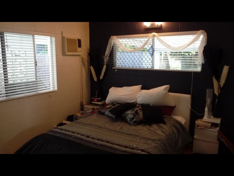 12A Chaplain Ave, Manunda QLD 4870