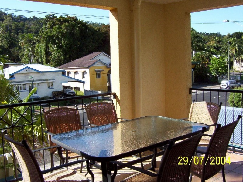 3/111 Collins Avenue, Edge Hill QLD 4870