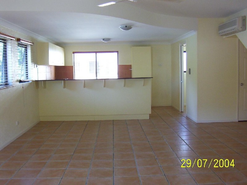 3/111 Collins Avenue, Edge Hill QLD 4870